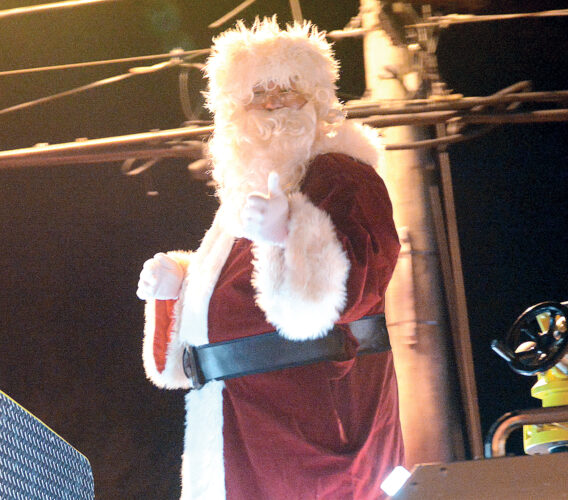 Parade, events put Belington residents in the holiday spirit News